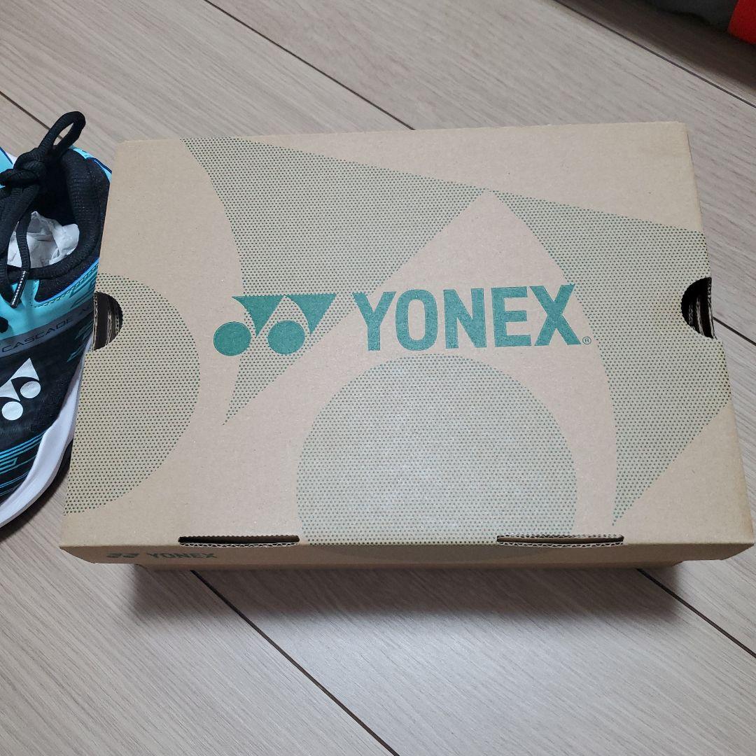 【新品未使用】YONEX バドミントンシューズ ブラック/ライトブルー