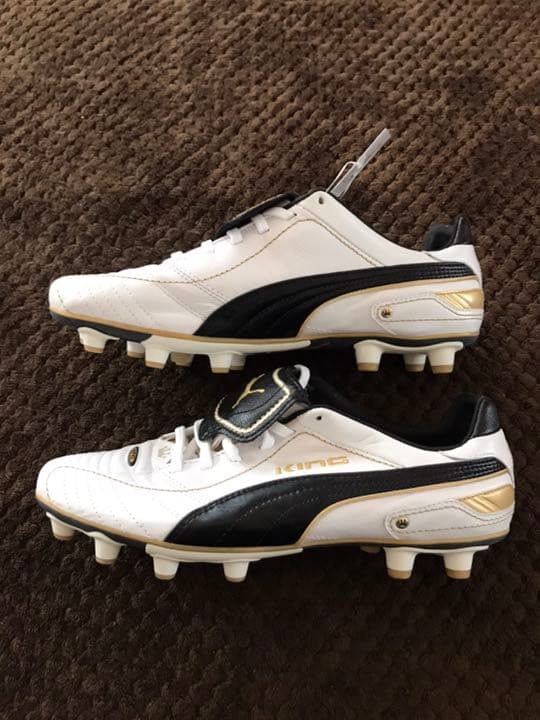 新品 プーマ スパイク キング フィナーレ 27.5cm PUMA KING