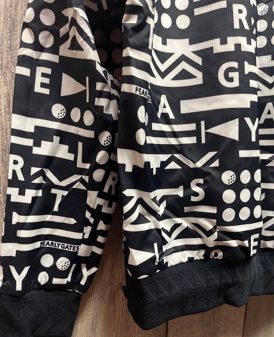 23年モデル パーリーゲイツ　スニード　 ブルゾン　防風/撥水　サイズ4(M)