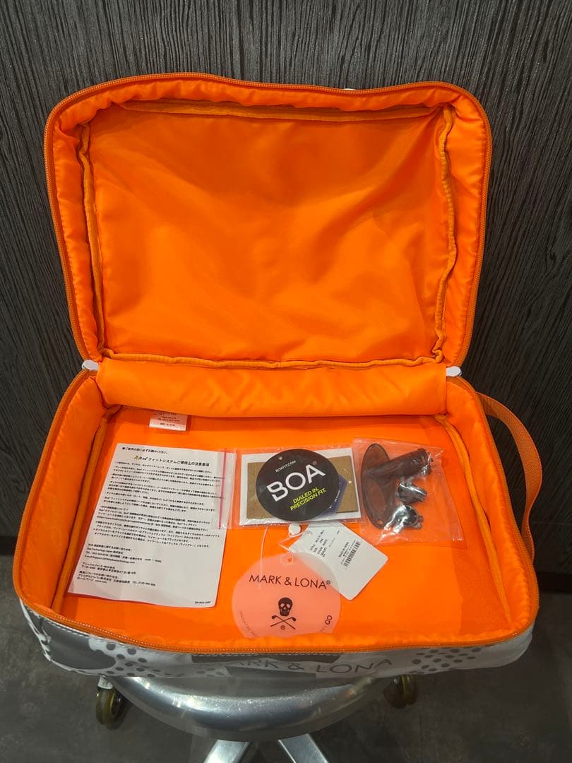 希少品　ASICS ゴルフシューズ BOAシステム ホワイト　セットカラーリング