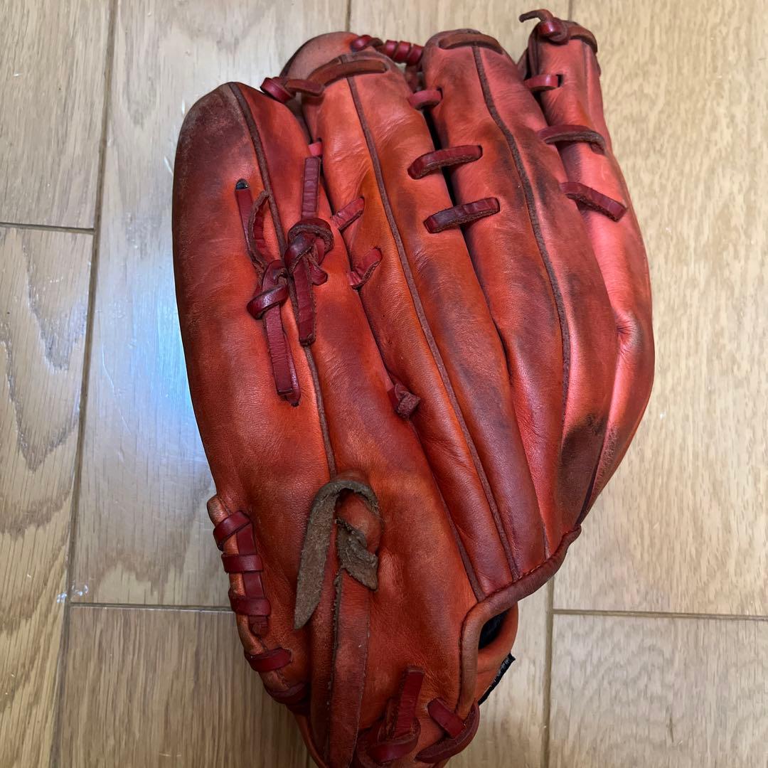 ローリングスグローブ