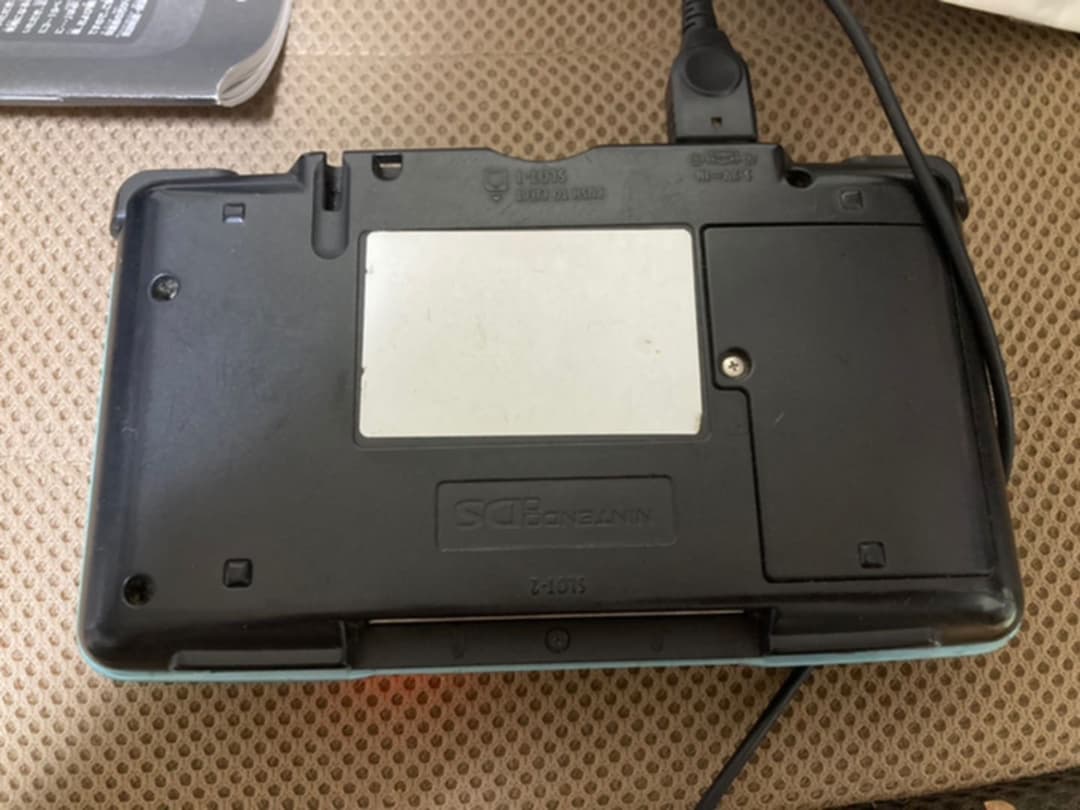 2005年に購入した初代ニンテンドーDS