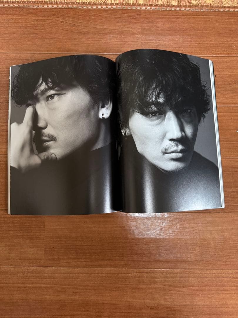 【サイン付】綾野剛×操上和美 肖像作品集『Portrait』特製ポストカード付