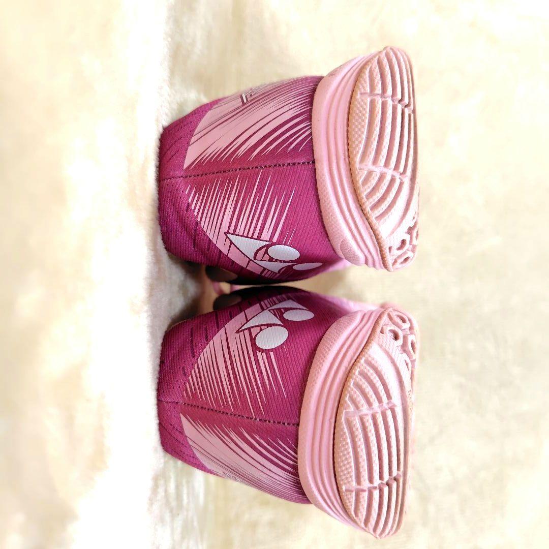 訳あり ヨネックス パワークッション AERUS エララス バドミントンシューズ