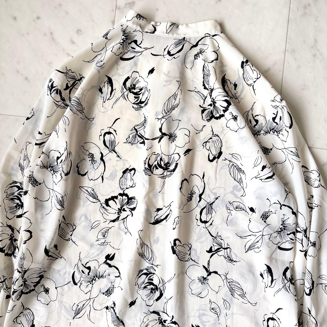 美品 ビューティーアンドユース ハンドフラワープリントバンドカラーシャツ 白