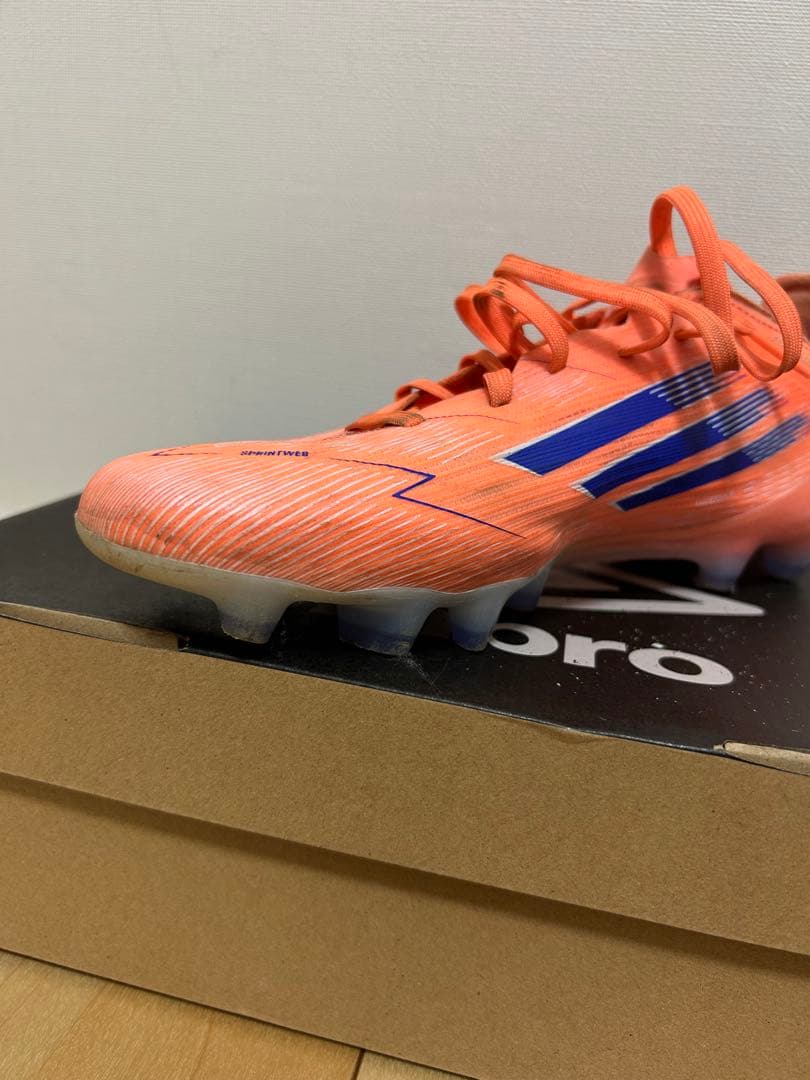 adidas F50 pro　サッカースパイク　人気カラー　アディダスF50プロ