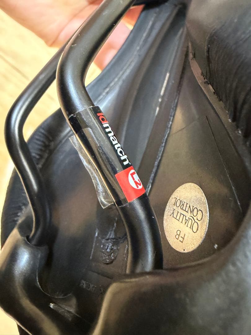 SELLE ITALIA LADY Gel FLOW Mn BLK Lサイズ