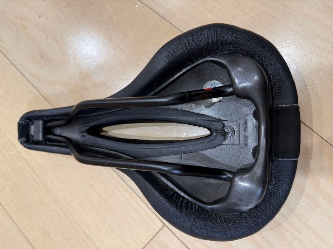 SELLE ITALIA LADY Gel FLOW Mn BLK Lサイズ