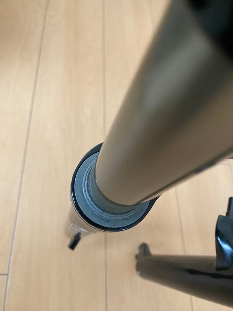 RockShox Reba SL 26インチ　サスフォーク