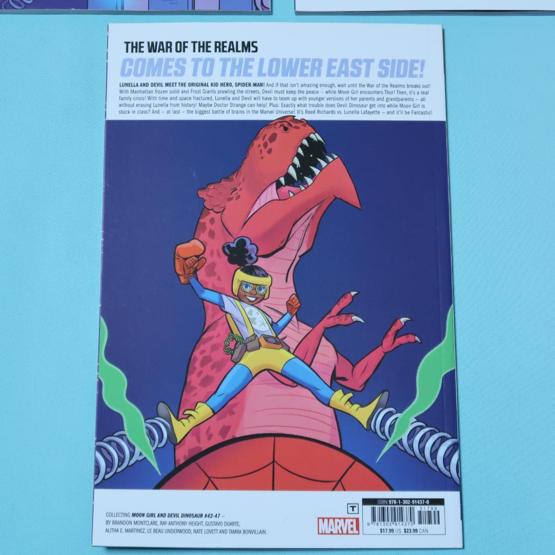 セール！ 洋書アメコミ　Moon Girl and Devil…マーベル　3冊