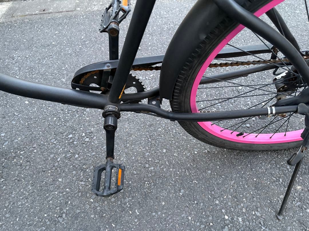 ビーチクルーザー 自転車 ブラック/ピンク 26インチ