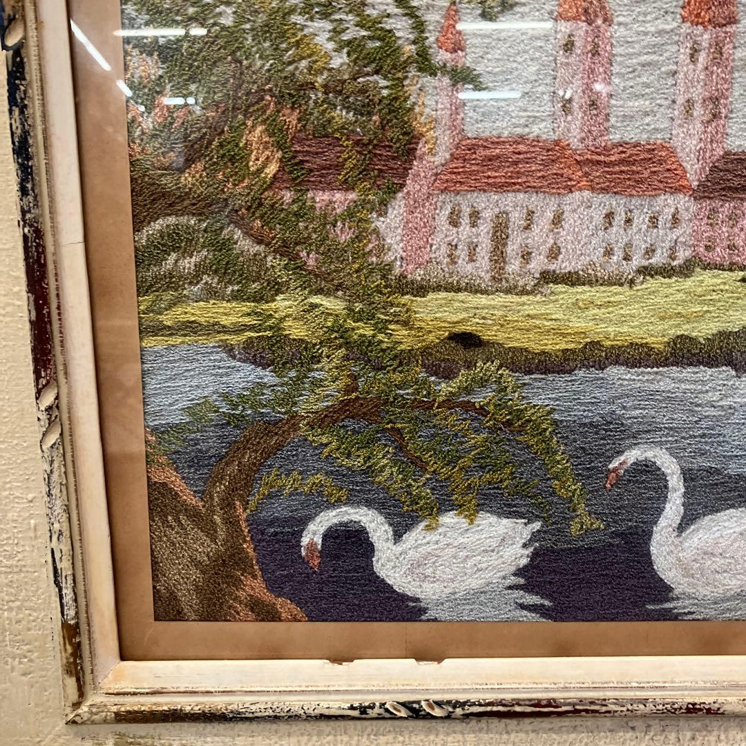 アンティーク 刺繍 絵画 アート 風景画 白鳥 湖 湖畔 壁掛け 壁飾り 額装