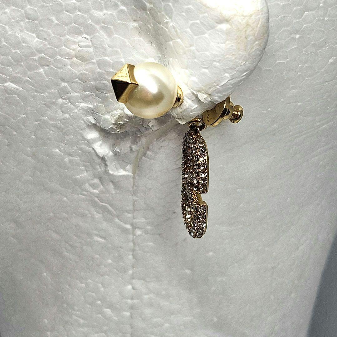 バレンティノ VALENTINO GARAVANI ピアス ストーン 片耳 ロゴ