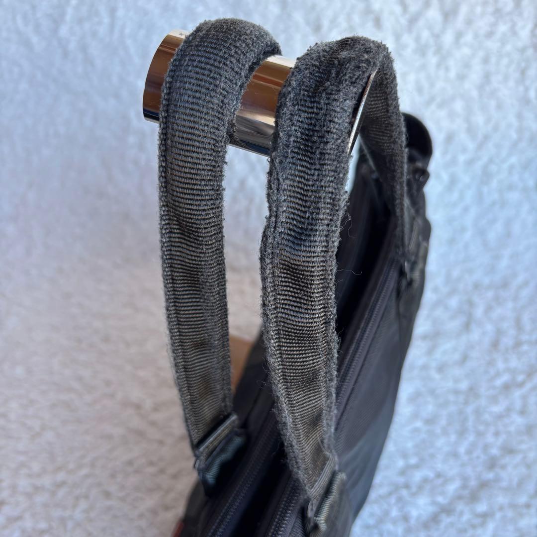 【BRIEFING ブリーフィング】 プロテクショントートバック