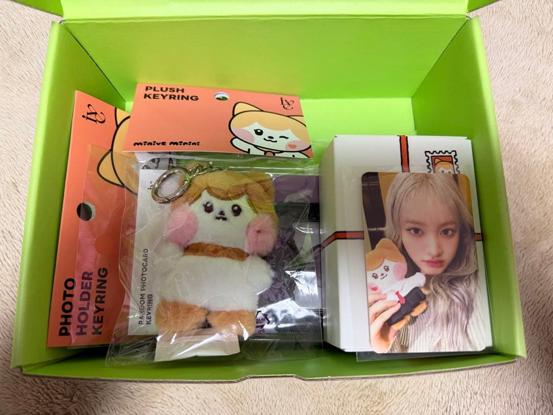 【公式】IVE minini リズ cheezni ぬいぐるみ