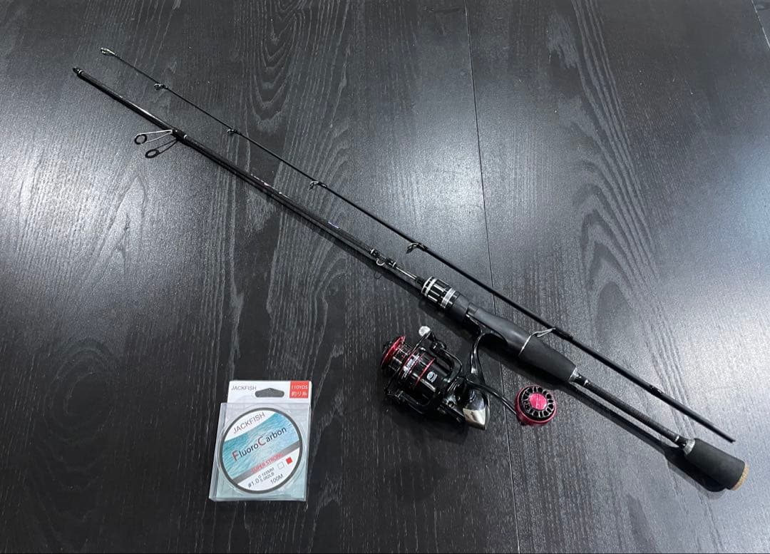 釣りセット2ピースロッド（168㌢）&1000番リール・ダイワ月下美人ワーム他付