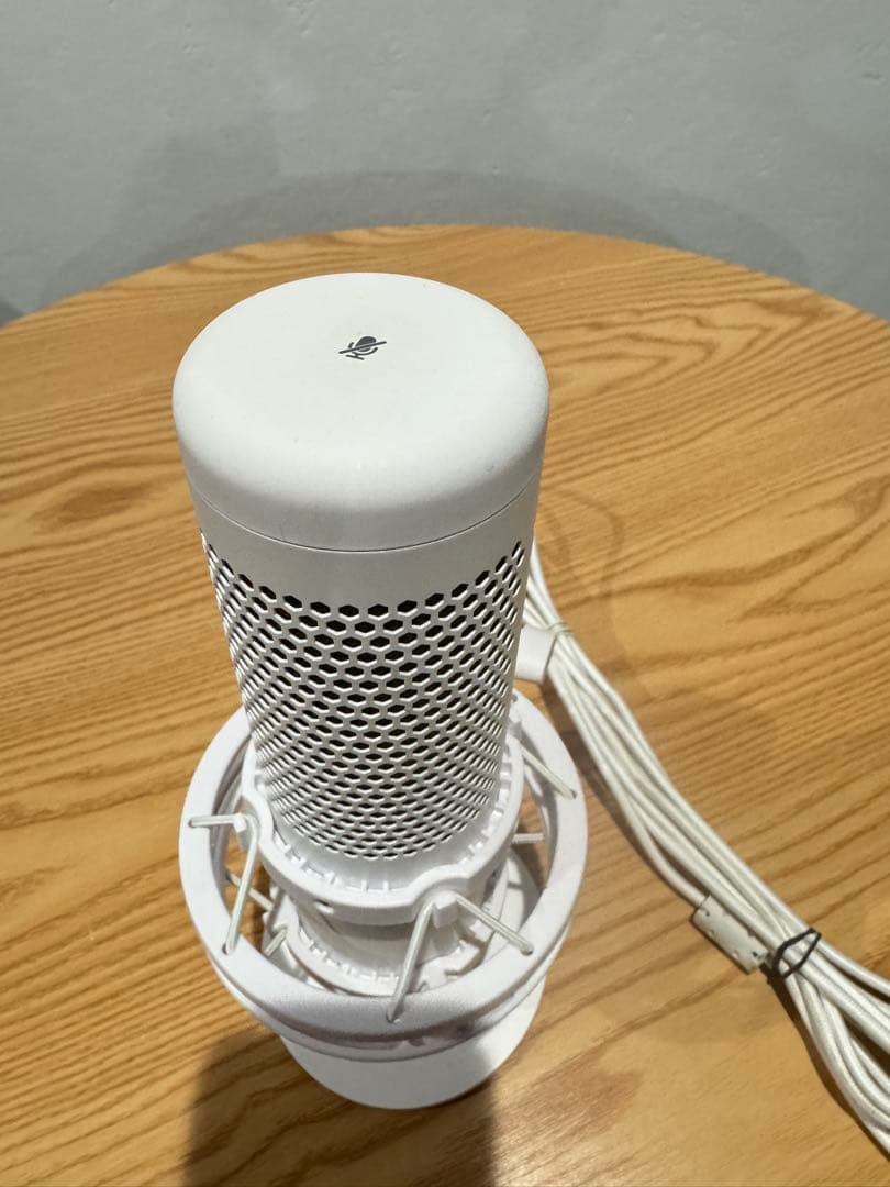 【美品】HyperX Quadcast S コンデンサーマイク USB ホワイト