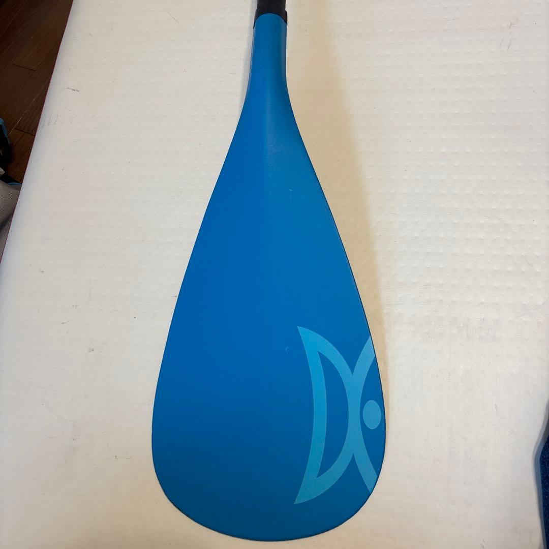 インフレータブル　スタンドアップパドル