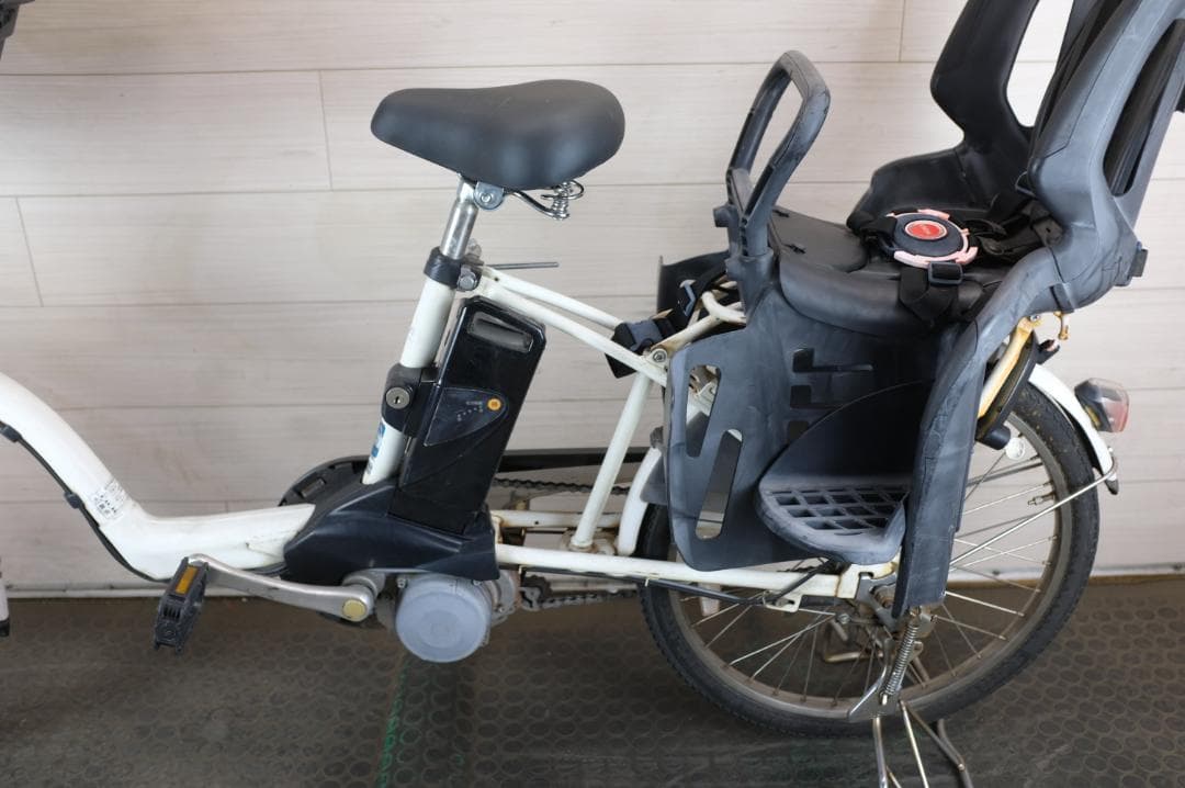 メ*5様 パナソニック ギュット　20インチ　3段　8.9Ah（5点灯）充電器あ