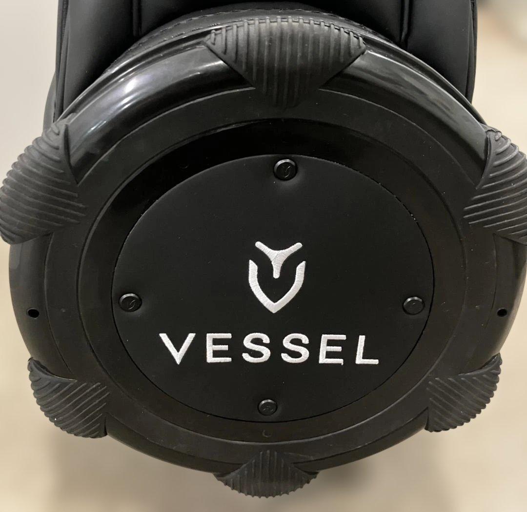 み*つ様 Vessel 18775 ゴルフキャディバッグ BK/GD