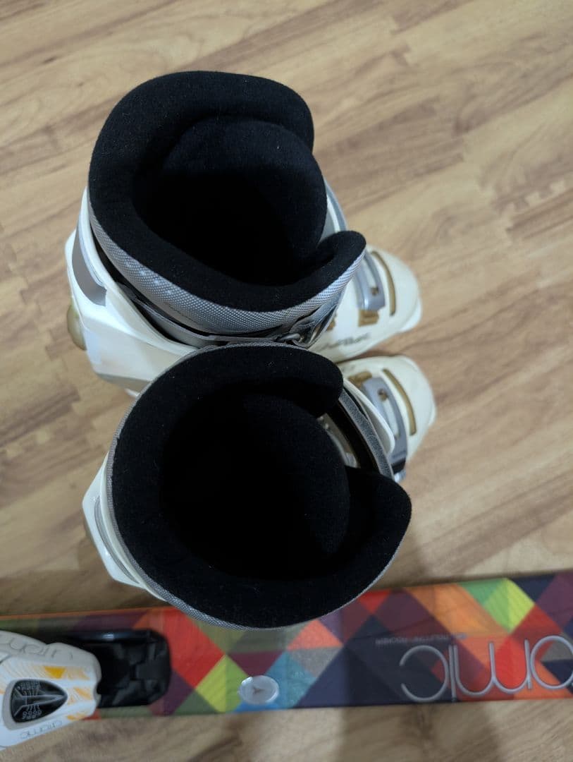 AATOMIC　ffinity Air　148cm レディース用