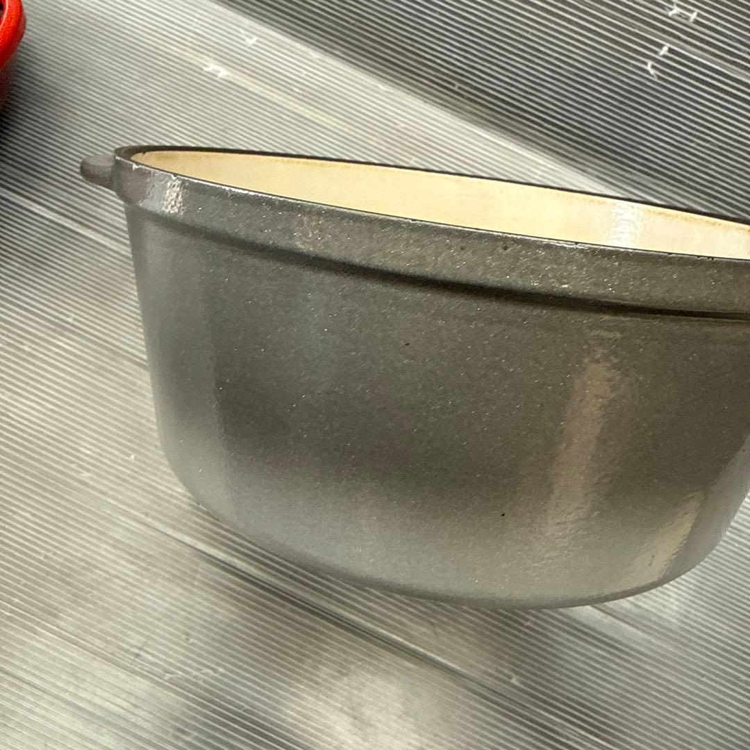 VERMICULAR 鋳鉄製 両手鍋 22cm 現状品