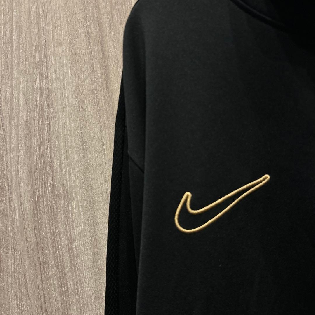 【美品】サンフレッチェ広島×NIKE ブラック ハーフジップ長袖シャツ 古着 L