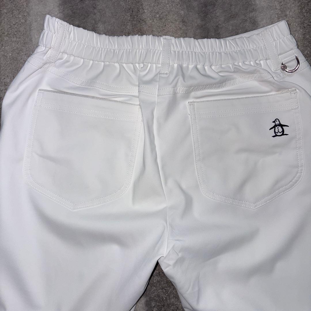 美品マンシングウェア　ゴルフパンツ　Mストレッチ速乾　レディースゴルフウェア　白
