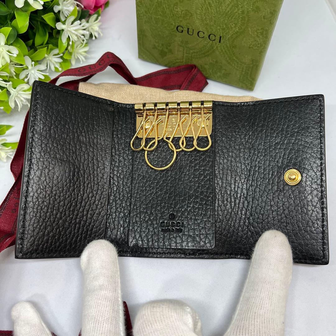美品 GUCCI GGマーモント レザー 6連 キーケース 付属品あり
