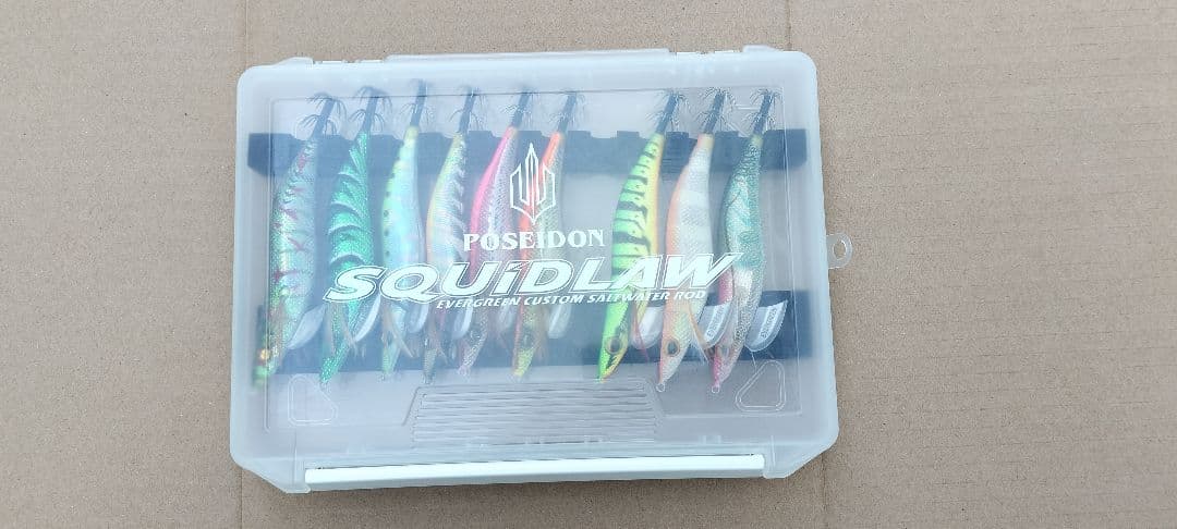 餌木まとめ売りします。バッカン、餌木ケース付