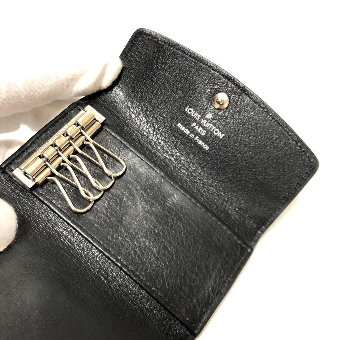 【美品】LOUISVUITTONヴィトン マヒナ　キーケース　4連