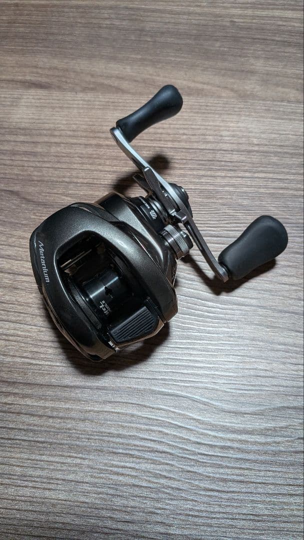 SHIMANO nium XG ベイトリール 右ハンドル