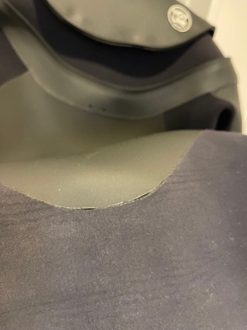 HOTLINE 4/3㍉セミドライフルスーツ ウェットスーツ 黒　ホットライン