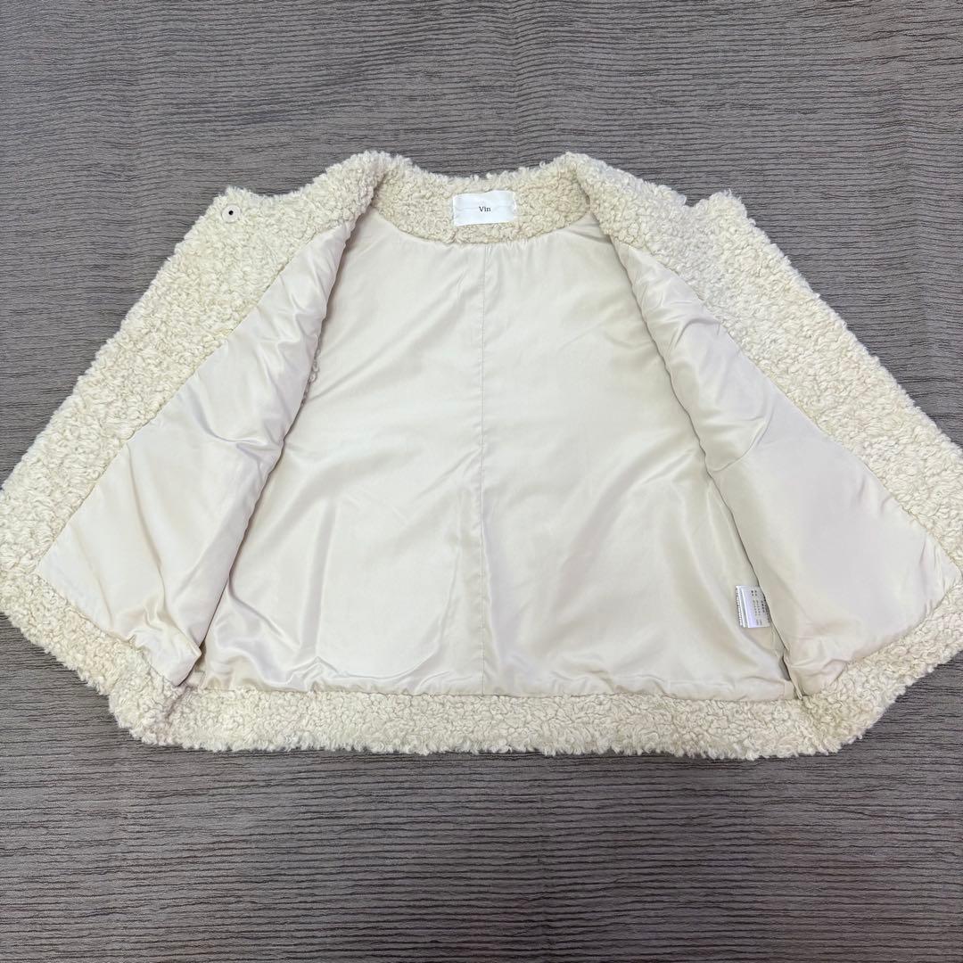 美品 Vin ヴァン ヤマダヤ プードルファーショートベスト アイボリー 9号