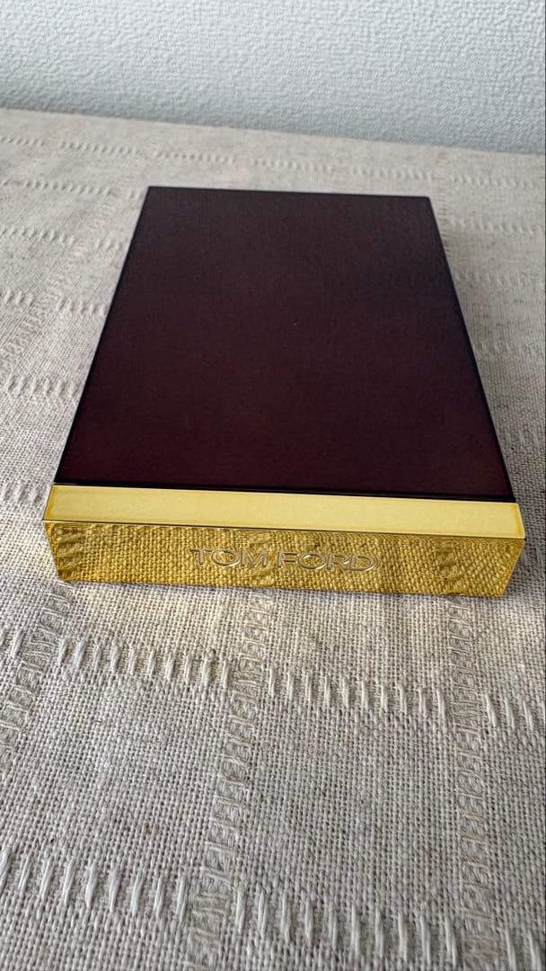 TOM FORD アイカラーパレット 030 インソレント　ローズ