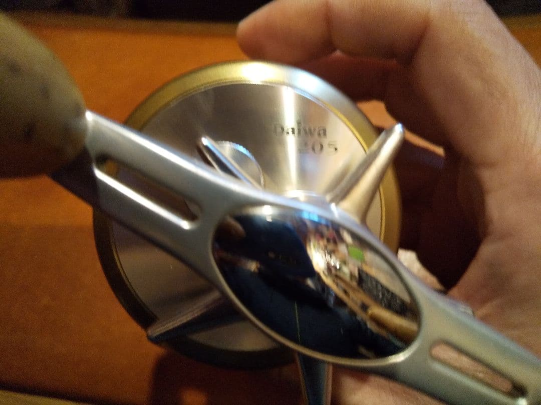 DAIWAミリオネアCV-Z 205