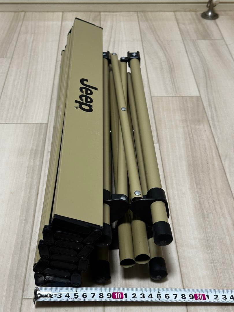 Jeep ロゴ入り折りたたみテーブル＆チェアセット
