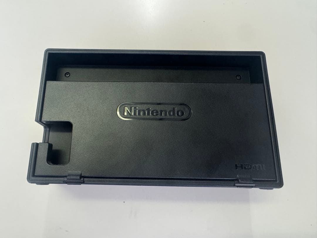 【ソフト2本・ジョイコン 4個付き】Nintendo Switch (箱付き)