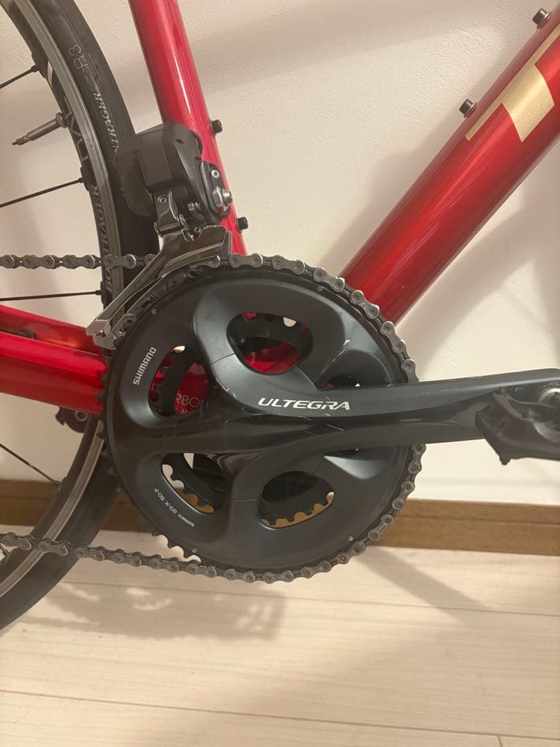 TREK ロードバイク ドマーネ　 ペダル&ホイール＆タイヤなし　配送料込み