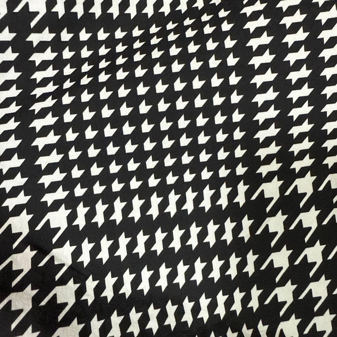 新品　 PEARLY GATES 千鳥柄　サイドビッグロゴ　防水透湿 パンツ