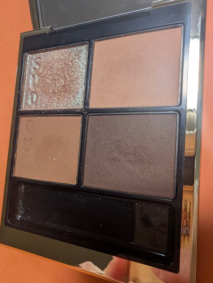 SUQQU シグニチャーカラーアイズ SO1霜落葉限定色