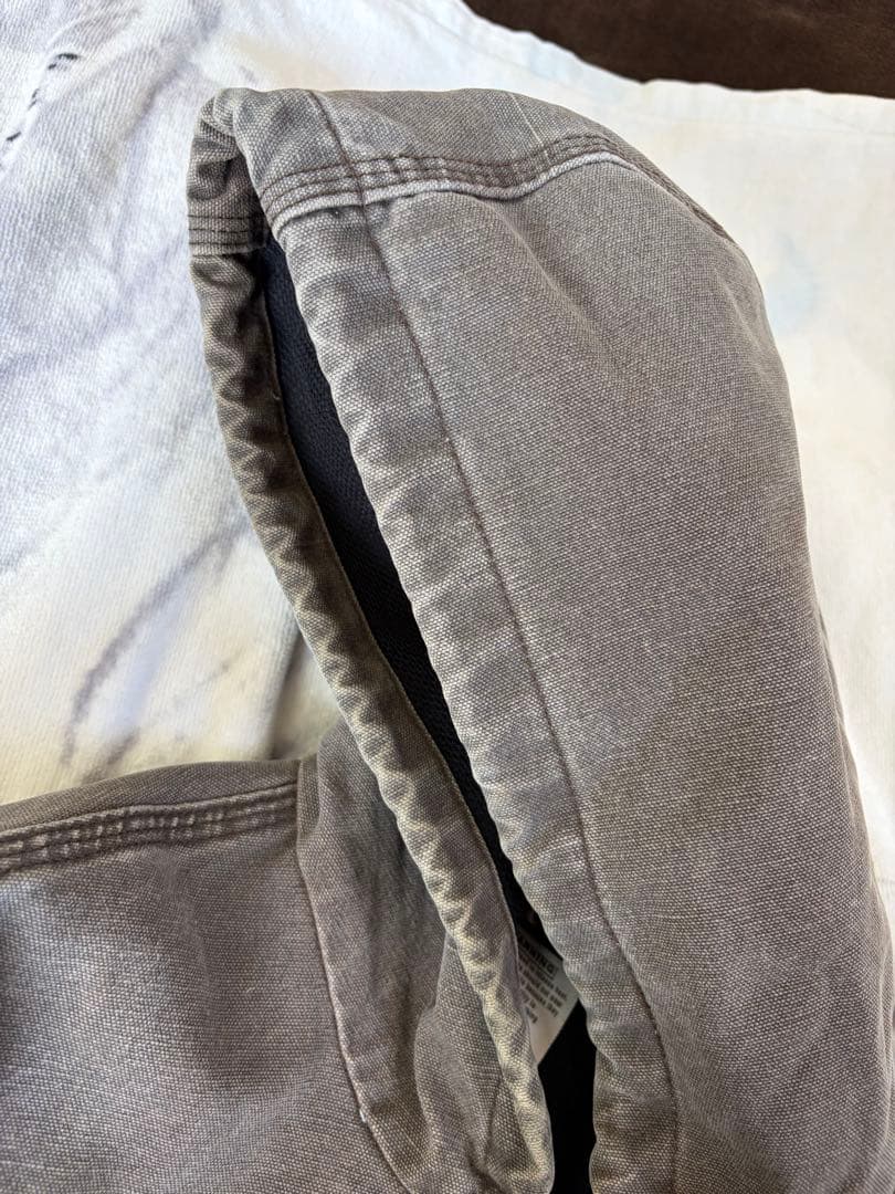 Carhartt アクティブジャケット 岸優太着用モデルと同配色 ブラウン