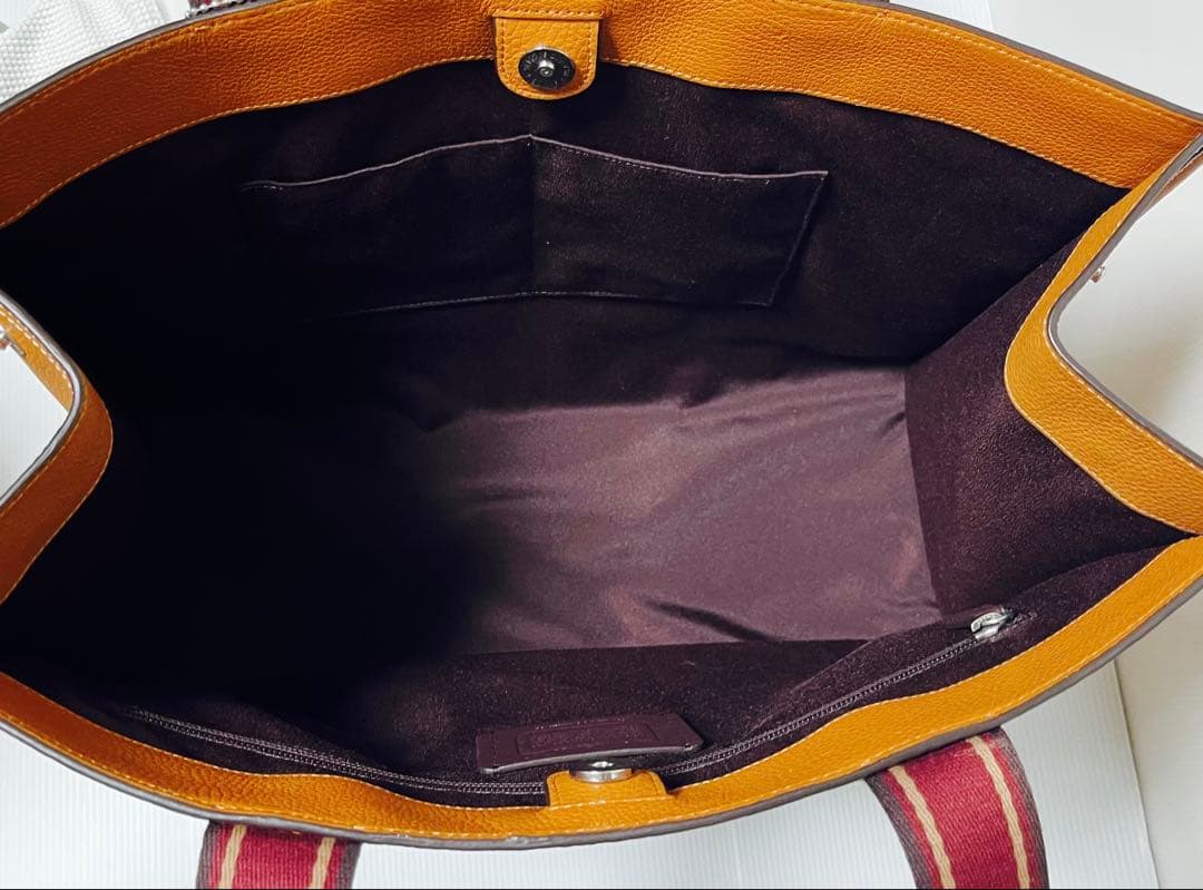【新品同様】COACH コーチラージ スミス トート バッグ CU996