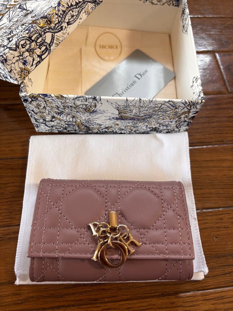 DIOR ピンク レザー キーケース キルティング