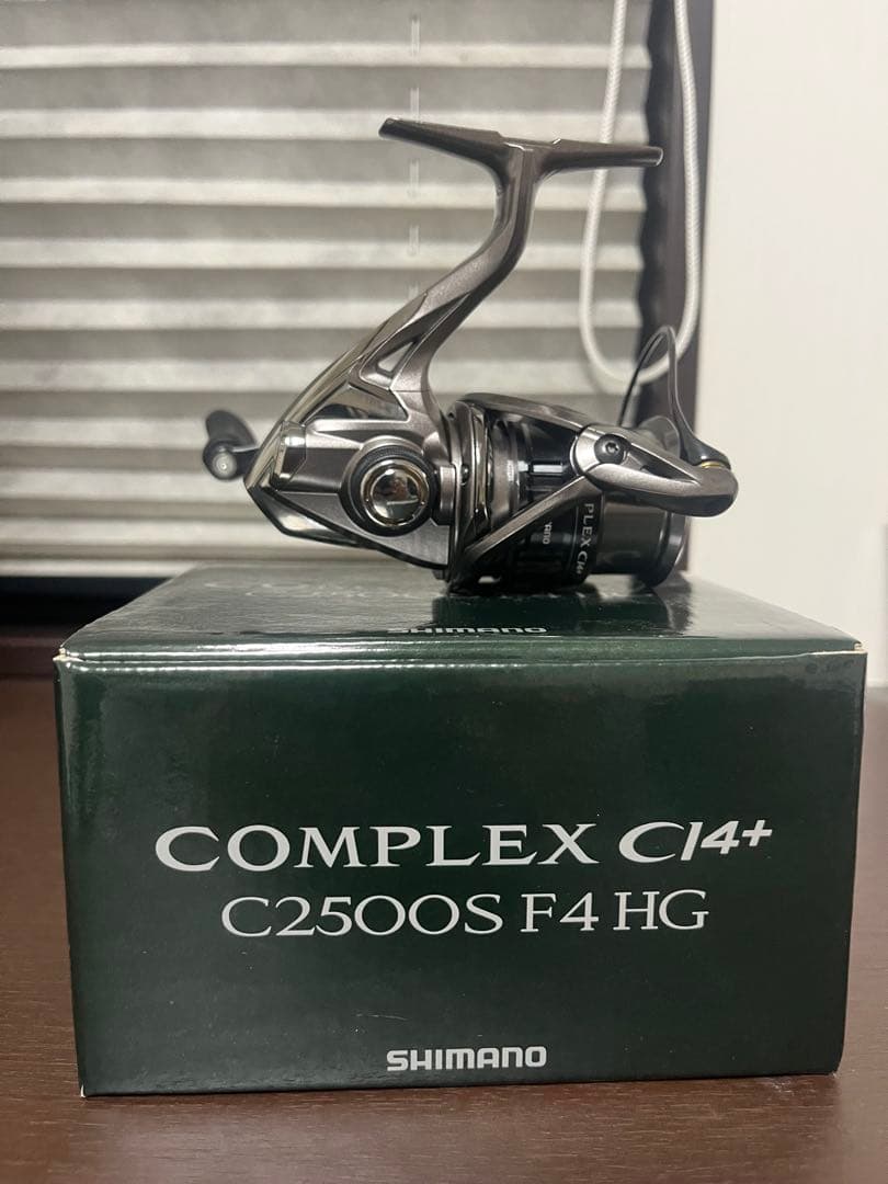 リール SHIMANO COMPLEX CI4+ C2500S F4 HG
