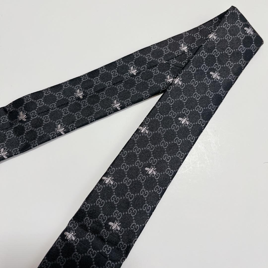美品 グッチ ネクタイ ハイブランド GG柄 インターロッキング 光沢 希少 黒