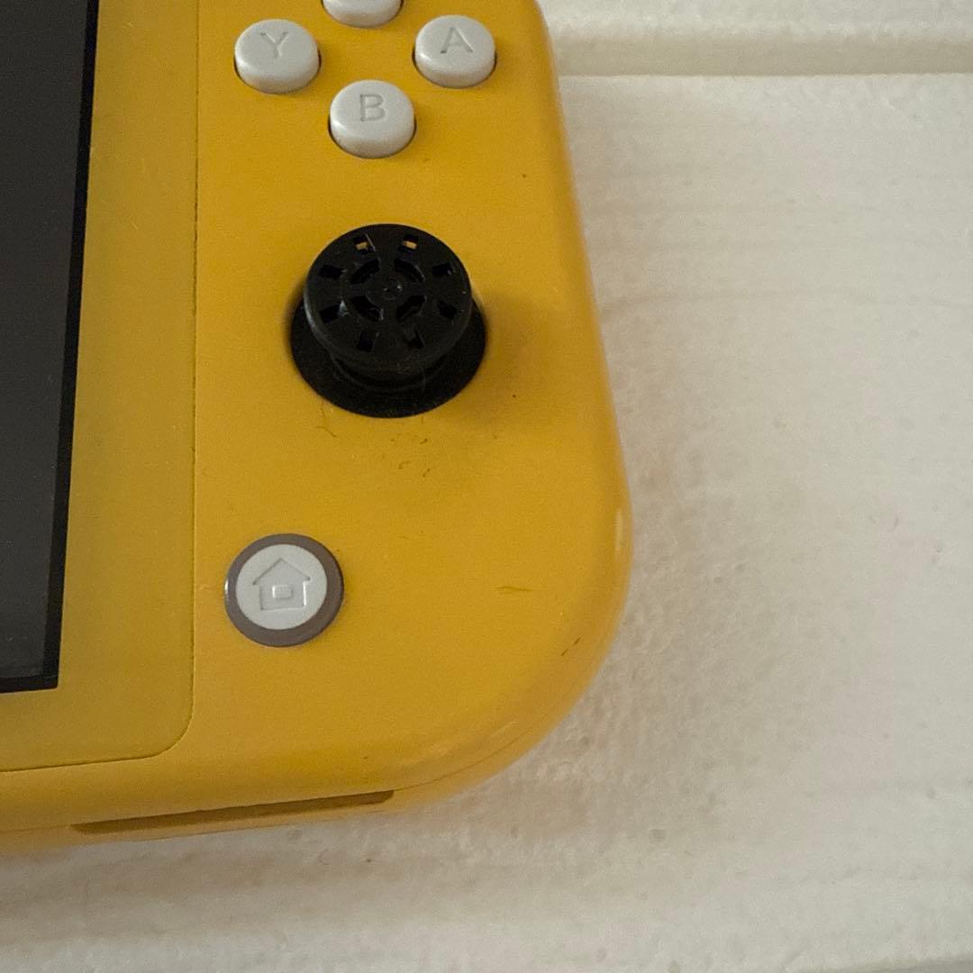 ジャンク品⭐︎Nintendo Switch Lite イエロー