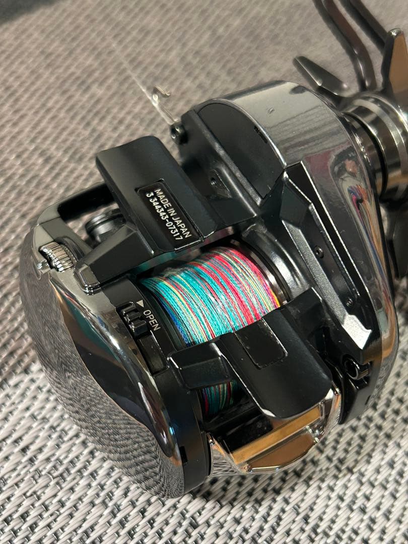 24スティーズ SV TW 100XHL 8.5 左【ダイワ】