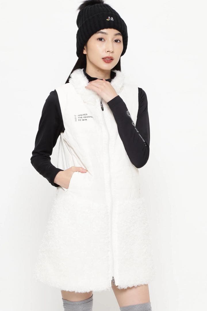 今季冬　レディース　マスターバニー　ダウンワンピース　美品　白