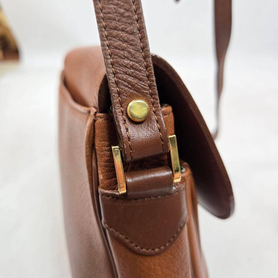 美品 BURBERRY レザーショルダーバッグ ノバチェック ホースロゴ